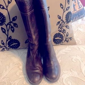 Timberline weatherproof pebble leather boot